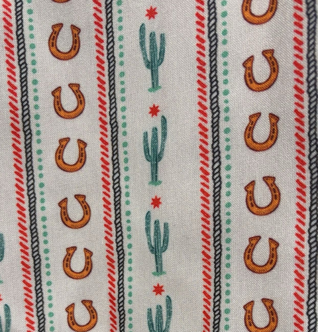 Cactus And Horse Shoe White Short Sleeve