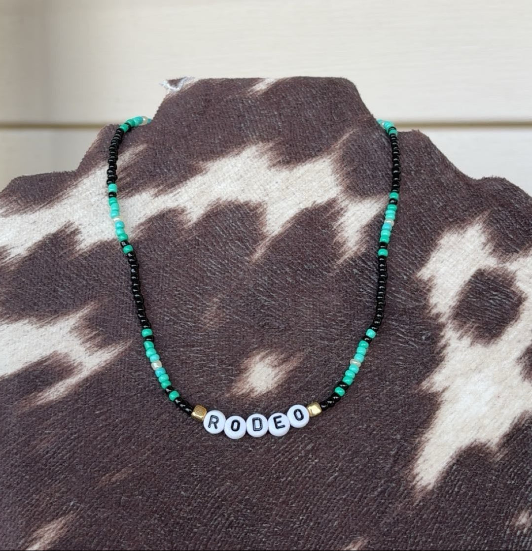 RODEO Seed Bead Choker Necklace