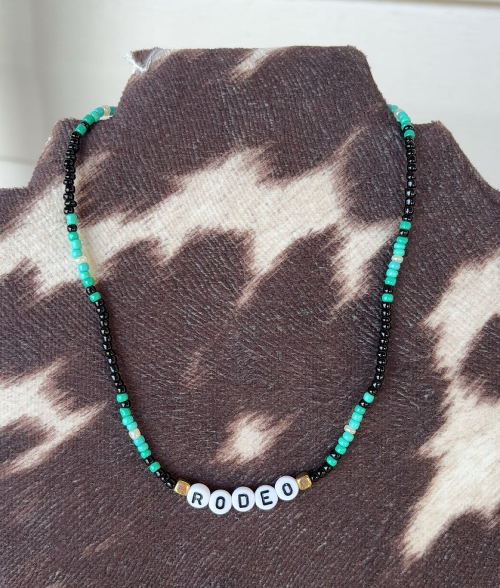 RODEO Seed Bead Choker Necklace