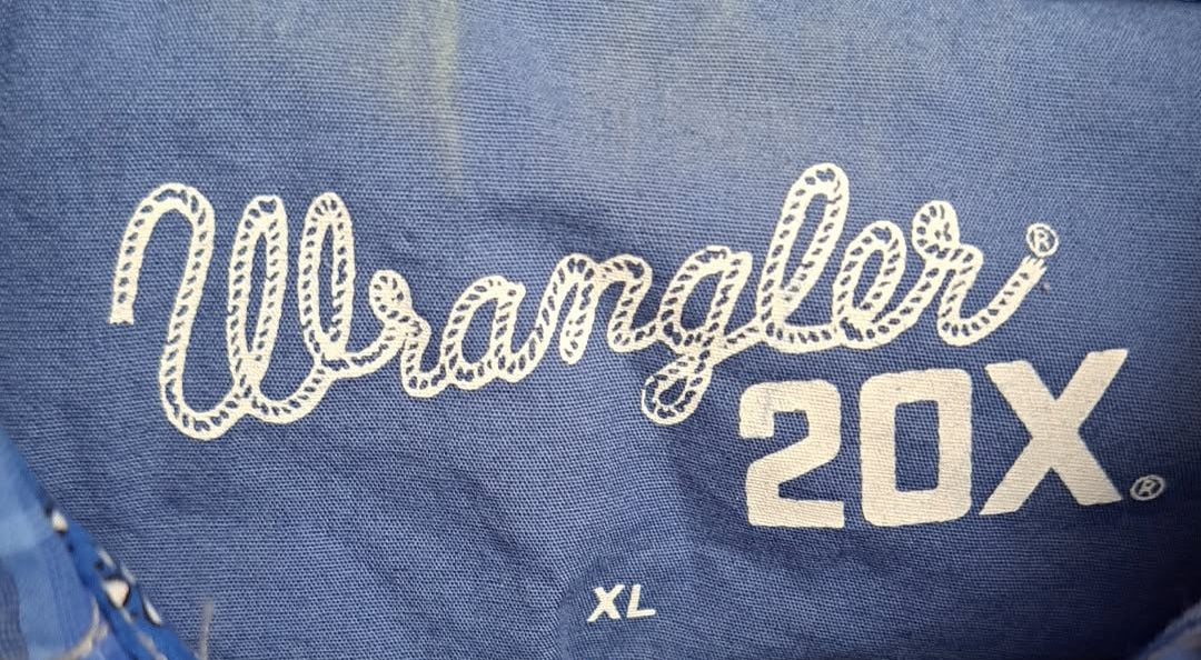 Wrangler 20X Vintage Men's Blue And Black Flannel